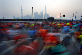 1 декабря в Шанхае прошел ежегодный международный марафон, который объединил более 35 тысяч участников