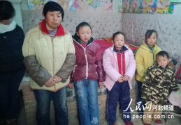 Китайский фермер не смог выплатить штрафы за 5 детей и покончил с собой