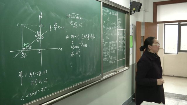 60 учителей из Шанхая будут преподавать математику в Великобритании