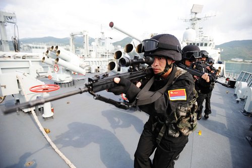 Китай впервые примет участие в военно-морских учениях США