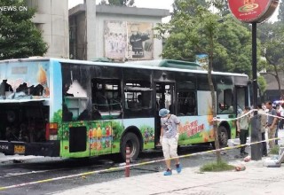 Более 30 человек пострадали при пожаре в автобусе в Китае