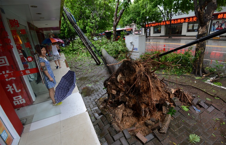 18 человек стали жертвами тайфуна "Раммасун" в Китае