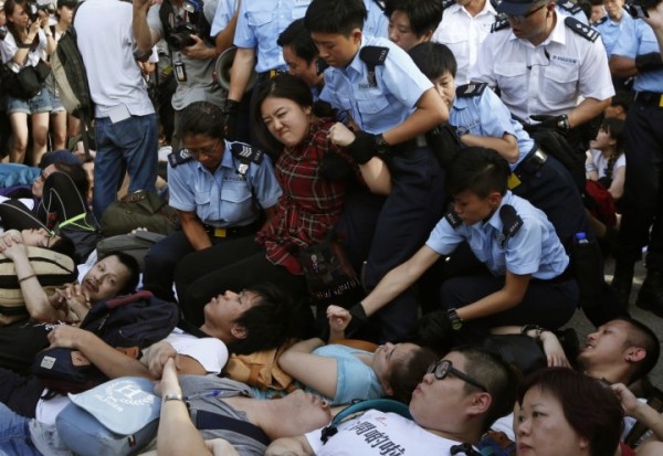 Global Times: из-за протестов Гонконг может ждать судьба Украины или Таиланда