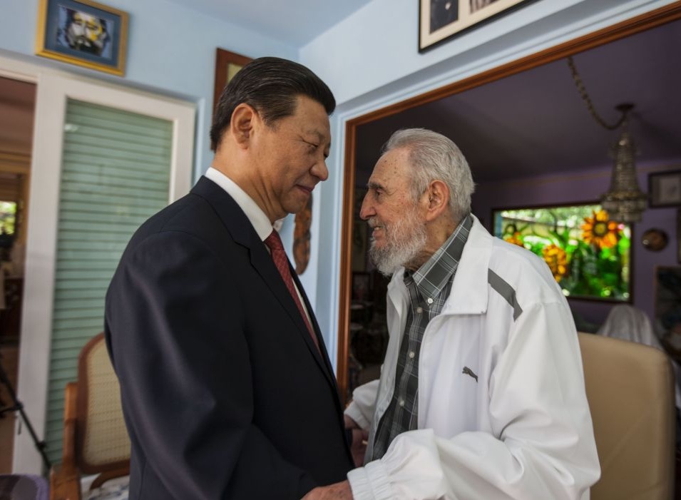 Председатель КНР Си Цзиньпин и Фидель Кастро на встрече в Гаване, Куба.