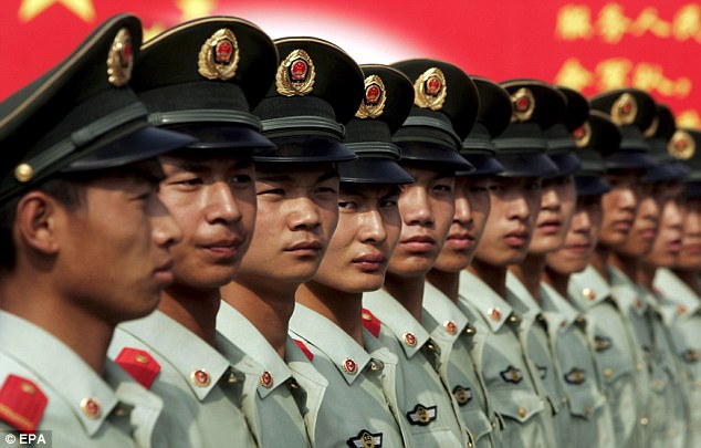 Китайским военным приказали не распространять слухи