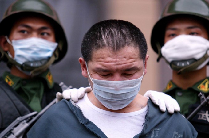 По некоторым данным, в 2013 году в Китае были казнены 2 400 человек. Фото: EPA