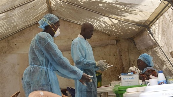 Китайская компания отправила в Африку экспериментальное лекарство от Эболы