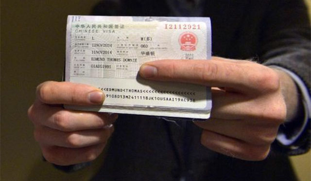 Китай впервые выдал американским гражданам визу на десять лет