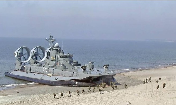 КНР задолжала Крыму $14 млн за десантный корабль