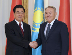 Визит премьера КНР принесет в Казахстан инвестиций на $14 млрд