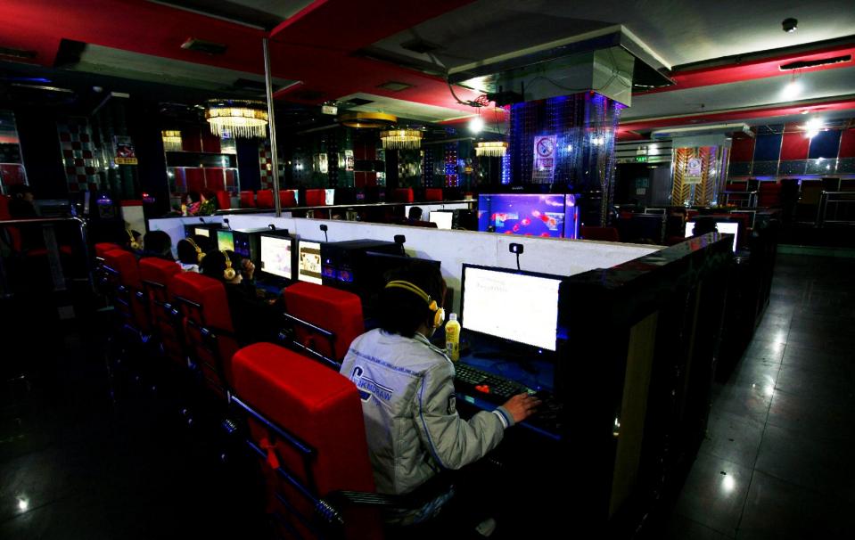 В Китае за год удалили более 3 млн порнографических файлов