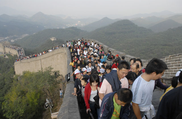 Количество иностранных туристов в Китае снизилось 