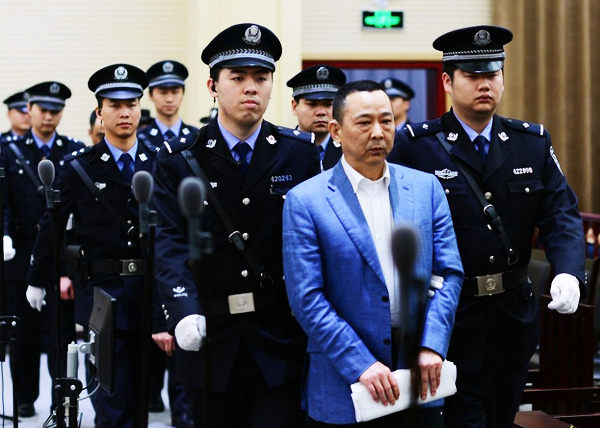 Лю Хань во время судебного заседания в мае 2014 года. Фото: Imaginechina