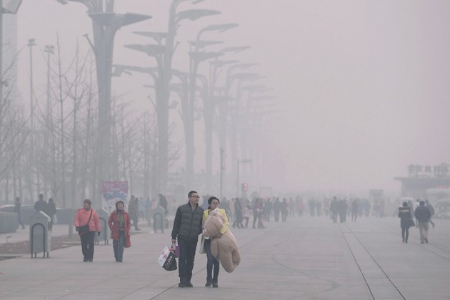 Из-за сильного смога в Пекине объявлен повышенный уровень опасности
