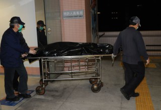 В Гонконге молодая женщина скончалась после сеанса иглоукалывания