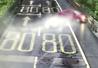 Deathproof: китаец разбил машину вдребезги и не пострадал