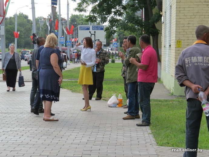 китайцы протестуют в Белоруссии