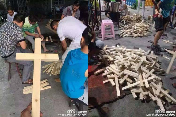 создание крестов в Китае