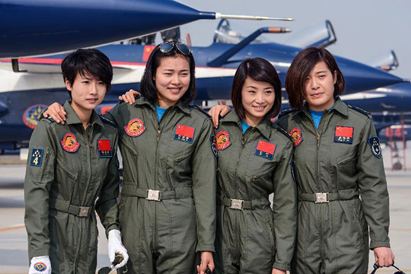 китайские девушки пилоты