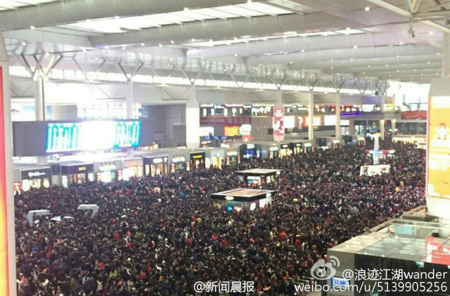shanghai-hongqiao-thousands-stranded-6