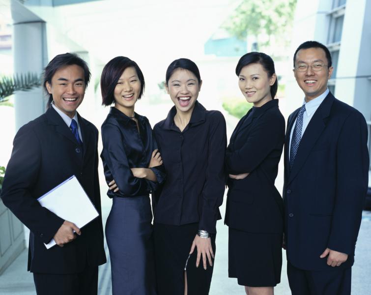 молодые бизнесмены китая, китайские молодые бизнесмены, молодые предприниматели китая, молодые китайские предприниматели