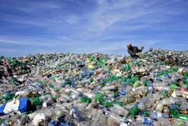 китайцы превратили пластик в топливо