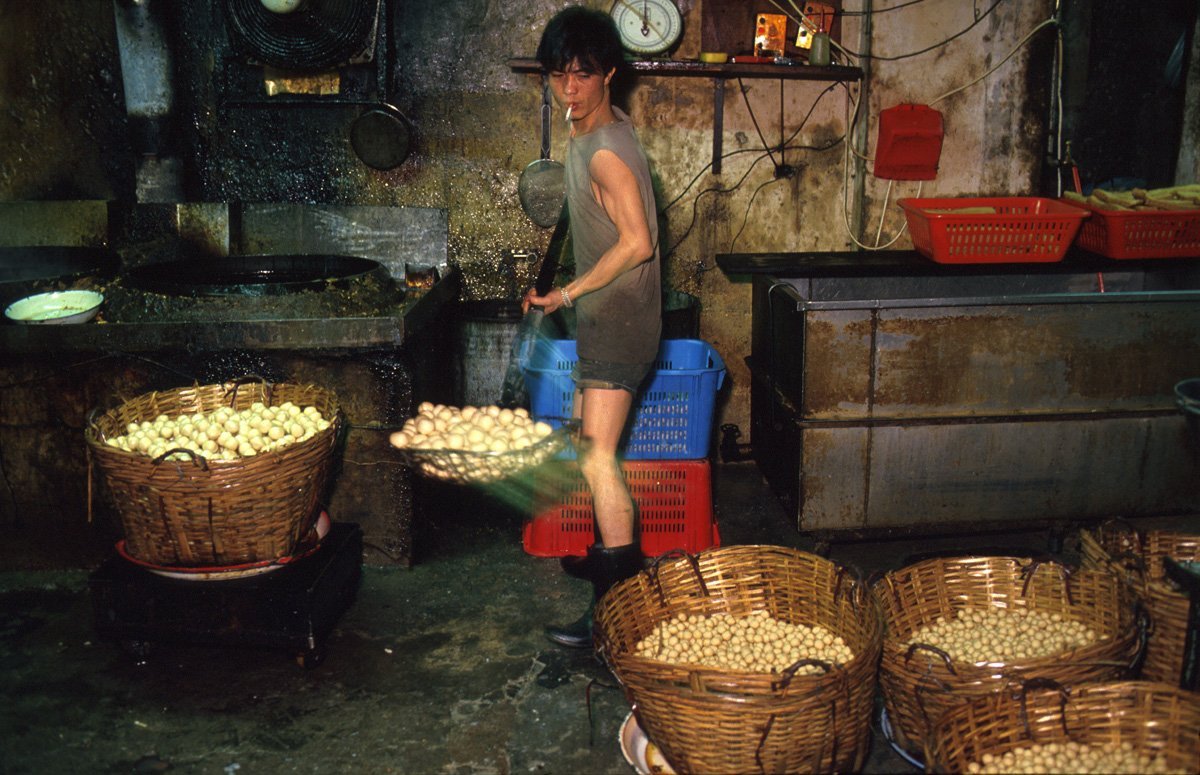 some-of-the-most-common-products-manufactured-in-the-city-were-fish-balls-which-kowloon-producers-sold-to-local-restaurants
