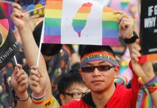 Тайвань первым в Азии узаконит однополые браки
