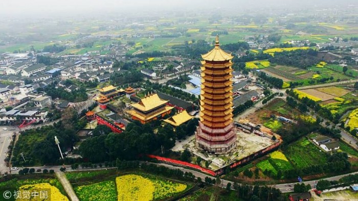 В Китае сгорела самая высокая пагода в Азии