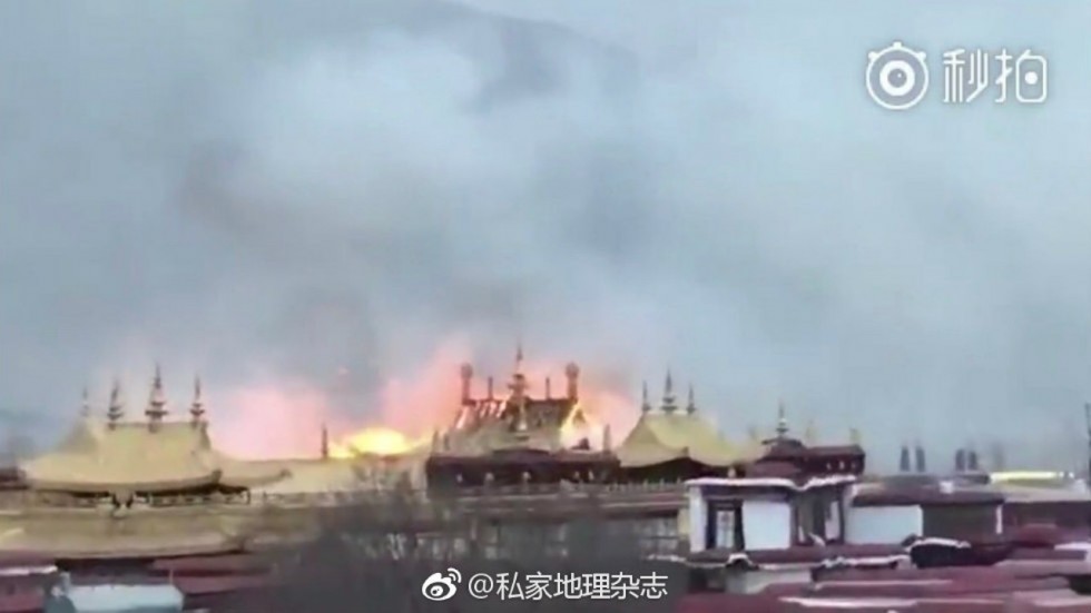 В Китае сгорел один из наиболее почитаемых буддистских храмов Тибета