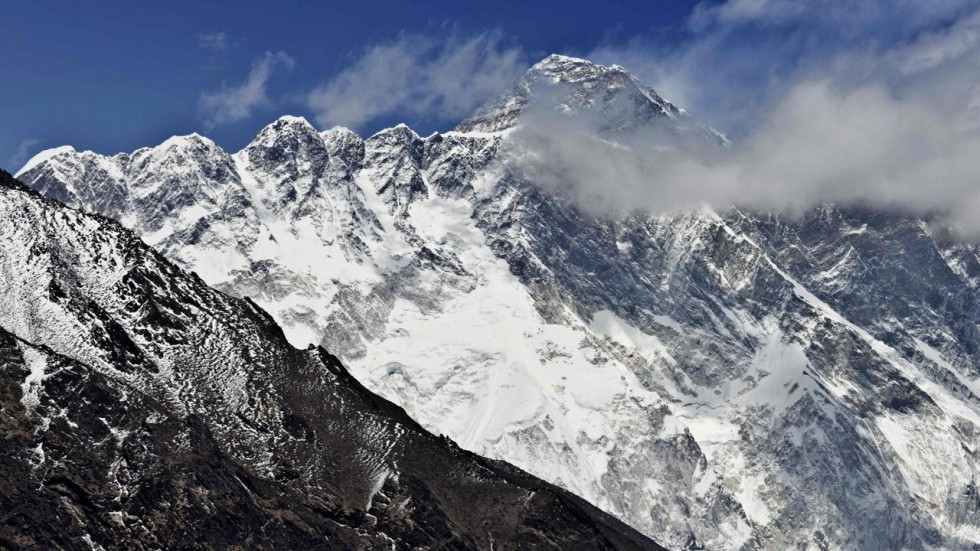 Китай не согласен с обвинениями Непала об изменении данных геодезических измерений Эвереста