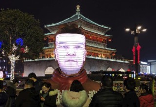 Китайцы подвергли критике интерактивную фигуру терракотового воина