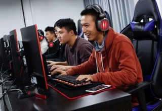 Китай разработал 1,1 млн компьютерных программ в 2018