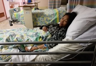 В Гонконге домработницу уволили из-за того, что она болеет раком