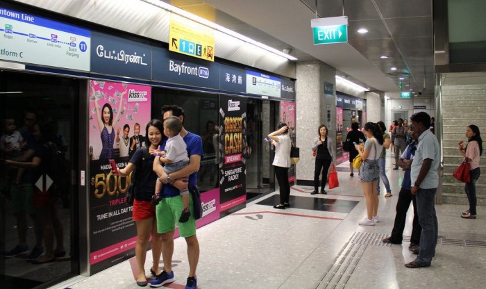 Житель Сингапура указал неверную дорогу китайской невежливой туристке
