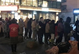 Сотни китайцев стали донорами крови для пострадавших после взрыва в Цзянсу