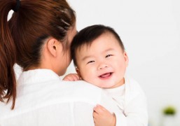 Одиноким женщинам в Китае могут разрешить иметь детей