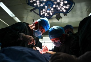В Китае пациентке слишком поздно отдали результаты скрининга на рак. Больницу обвинили в жестоком обращении