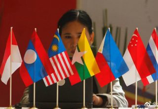 Китай рассчитывает подписать соглашение по крупнейшей в мире ЗСТ в 2020-м
