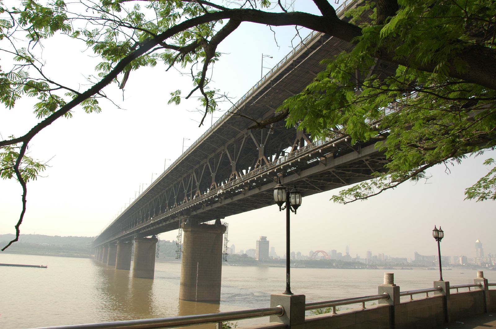 Первый мост через Янцзы в Ухане