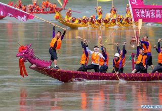 Новости Китая, вечер: страна отметила Праздник драконьих лодок, Trip.com ввел большие скидки