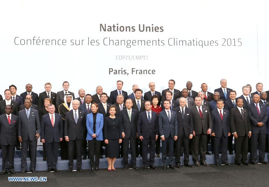 Лидеры стран на Всемирной конференции по вопросам изменения климата в Париже