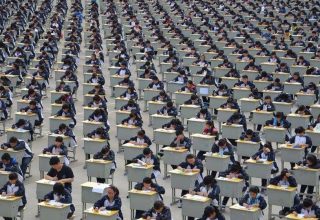 В Китае выпускник дважды потерял удостоверение личности перед экзаменом. Он слишком волновался
