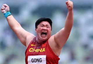 ЭКДайджест. Китай за неделю: 24 золотые медали, отмена субсидий на солнечные и ветряные электростанции и задержание Криса У