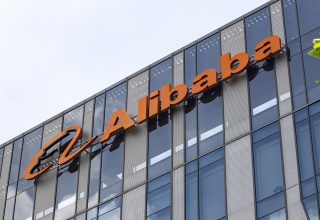 Харассмент в Alibaba:  компания уволила жертву домогательств