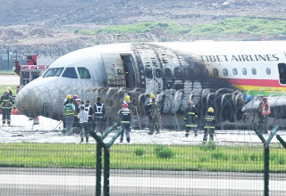 Новости Китая, вечер: США против независимости Тайваня, десятки пострадавших в загоревшемся самолете