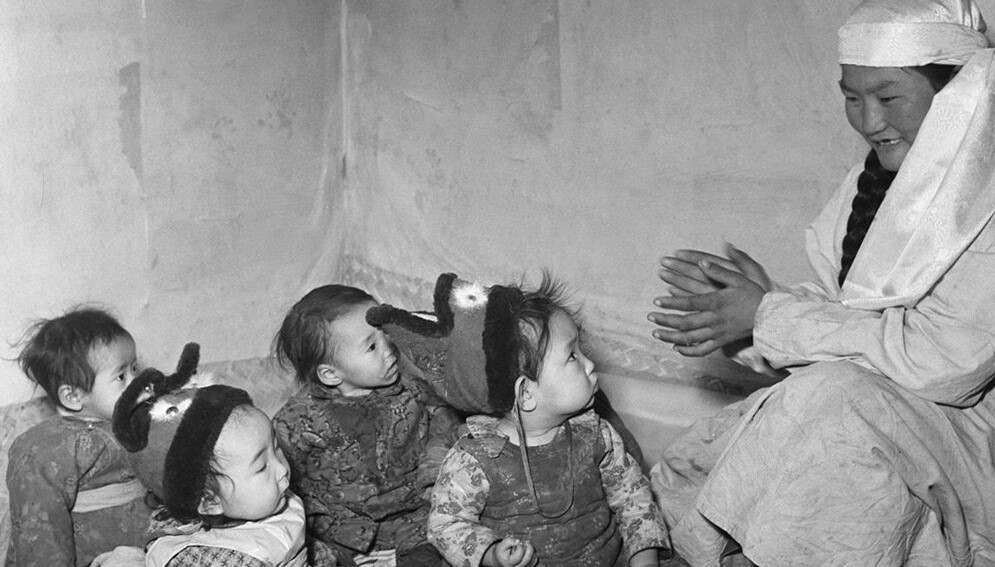 90 голод. Китайские колдуны Шанхай. История сироты. Аудиозапись истории сироты сиделки.