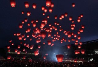 RT_week_in_pictures_lanterns_jef_150227_22x15_1600.jpg