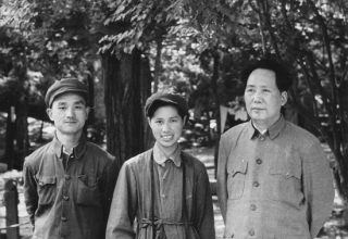 Xu_Xiaobing_Hou_Bo_Mao_Zedong_1949.jpeg