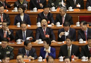 chinese-official-yawning-web1.jpg